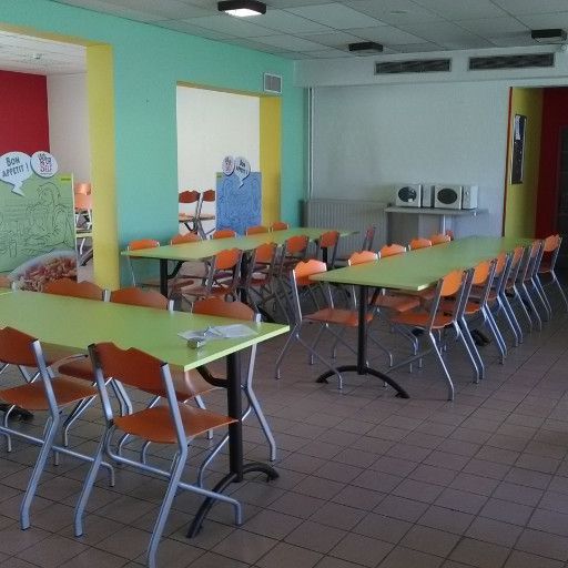 ACOUSTIQUE SALLE DE RESTAURATION